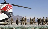 AS  mempertimbangkan penarikan semua pasukan-nya dari Afghanistan