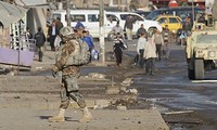 Kaum pembangkang melakukan serangan terhadap rumah penjara di Bagdad