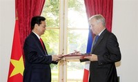 Vietnam bersedia bekerjasama dan melakukan investasi dengan Perancis di bidang-bidang unggulan