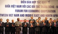 Mengawali   kerjasama Vietnam- Timur Tengah dan Afrika Utara  di ketinggian baru