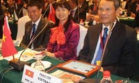Delegasi Partai Komunis Vietnam menghadiri Kongres Partai UMNO Malaysia