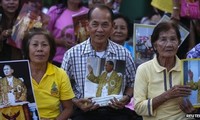 Raja Thailand menyerukan seluruh negeri  supaya bersatu demi kestabilan