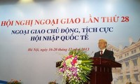 Diplomasi Vietnam  berinisiatif dan aktif melakukan integrasi internasional