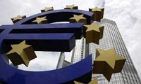 Eropa pada tahun 2013: Ekonomi berangsur-angsur pulih, politik  belum stabil