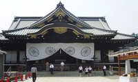 Perdana Menteri Jepang berziarah di kuil Yasukuni