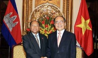 Ketua Parlemen Kamboja,  Samdec Heng Samrin akan melakukan kunjungan di Vietnam