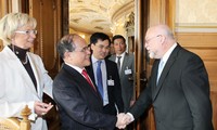 Ketua MN Vietnam, Nguyen Sinh Hung mengakhiri dengan baik kunjungan resmi di Federasi Swiss