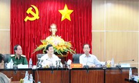 Presiden Vietnam, Truong Tan Sang melakukan inspeksi  di zona industri propinsi Binh Duong