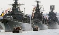Angkatan Laut Rusia melakukan latihan perang  berskala besar di Laut Hitam