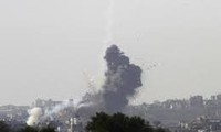 Israel terus melakukan serangan udara terhadap jalur Gaza