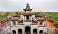 Penjelasan tentang Gereja Phat Diem di Vietnam