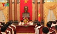 Presiden Vietnam, Truong Tan Sang mencatat sumbangan yang diberikan blok badan usaha milik Negara