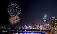 Suasana menyambut Tahun Baru 2015 di Vietnam