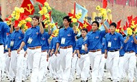 Membangun kekuatan penerus usaha Partai Komunis Vietnam
