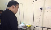 Deputi PM Hoang Trung Hai menginspeksi  kecelakaan kerja di tempat pembangunan Formosa
