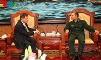 Vietnam dan Ukraina memperkuat kerjasama pertahanan