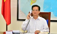 PM VN Nguyen Tan Dung melakukan pembicaraan via telepon dengan PM Australia, Tony Abbott