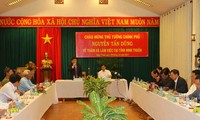 PM  Vietnam Nguyen Tan Dung melakukan kunjungan kerja di propinsi Ninh Thuan.