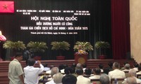 Deputi PM Vietnam, Vu Duc Dam  menghadiri Konferensi memuji orang yang berjasa terhadap Tanah Air