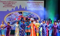 Festival musik tradisional negara-negara ASEAN untuk pertama kalinya diselenggarakan Vietnam