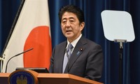 Jepang memperingati  ultah ke-70  berakhir-nya Perang Dunia ke-II