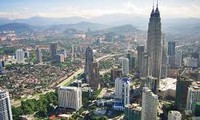 Konferensi Tingkat Tinggi  ASEAN -27 mengeluarkan Pernyataan Kuala Lumpur