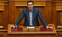 Parlemen Yunani mengesahkan anggaran keuangan mengikat pinggang tahun 2015