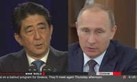 PM Jepang dan Rusia melakukan pembicaraan via telepon tentang masalah yang menjadi minat bersama