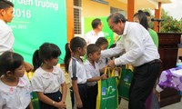 Deputi PM Vietnam, Truong Hoa Binh melakukan kunjungan di propinsi Long An