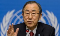 Sekjen PBB, Ban Ki-moon mendesak India dan Pakistan supaya menangani kontradiksi melalui dialog
