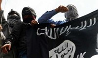 Peringatan tentang bahaya kembalinya kaum militan mujahidin  ke Eropa