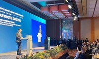 Le Vietnam s’engage pour l’économie propre au Forum des investisseurs de Singapour