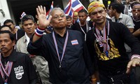 Таиланд: лидер демонстрантов пригрозил парализовать столицу