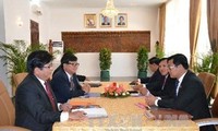 Камбоджа: ПНСК согласилась на переговоры с НПК