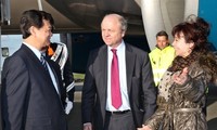 Премьер-министр СРВ прибыл в Нидерланды для участия в 3-м саммите по ядерной безопасности