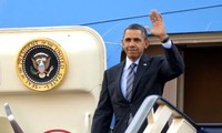 Барак Обама начал свое турне по странам Азии