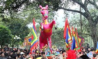 В пригороде Ханоя открылся праздник Жонг-2014