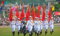 Военный парад в честь 60-летия Победы под Диенбиенфу