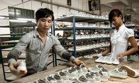 Появились положительные признаки в экспорте швейно-текстильных изделий и кожаной обуви Вьетнама