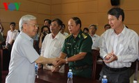 Генсек ЦК КПВ провел рабочую встречу с главными кадрами провинции Биньтхуан