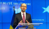 Верховная рада Украины отказалась принять отставку премьера Яценюка