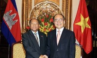 Развитие всестороннего сотрудничества между Вьетнамом и Камбоджей