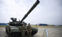 Россия опровергла обвинения в поставках танков в Донецк