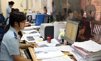 Вьетнам прилагает усилия для упрощения таможенных и налоговых процедур