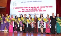 Вручена премия «Женщина Вьетнама» 2014 года