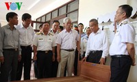 Переданы подарки солдатам и населению на островах Чыонгша