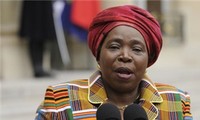Африканский союз призвал к мирному переходу власти в Буркина-Фасо