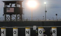Президент США Барак Обама пообещал закрыть тюрьму в Гуантанамо