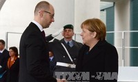 Германия пообещала продолжить оказывать помощь Украине