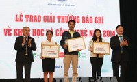 «Голосу Вьетнама» присуждена премия печати 2014 года в области науки и технологий